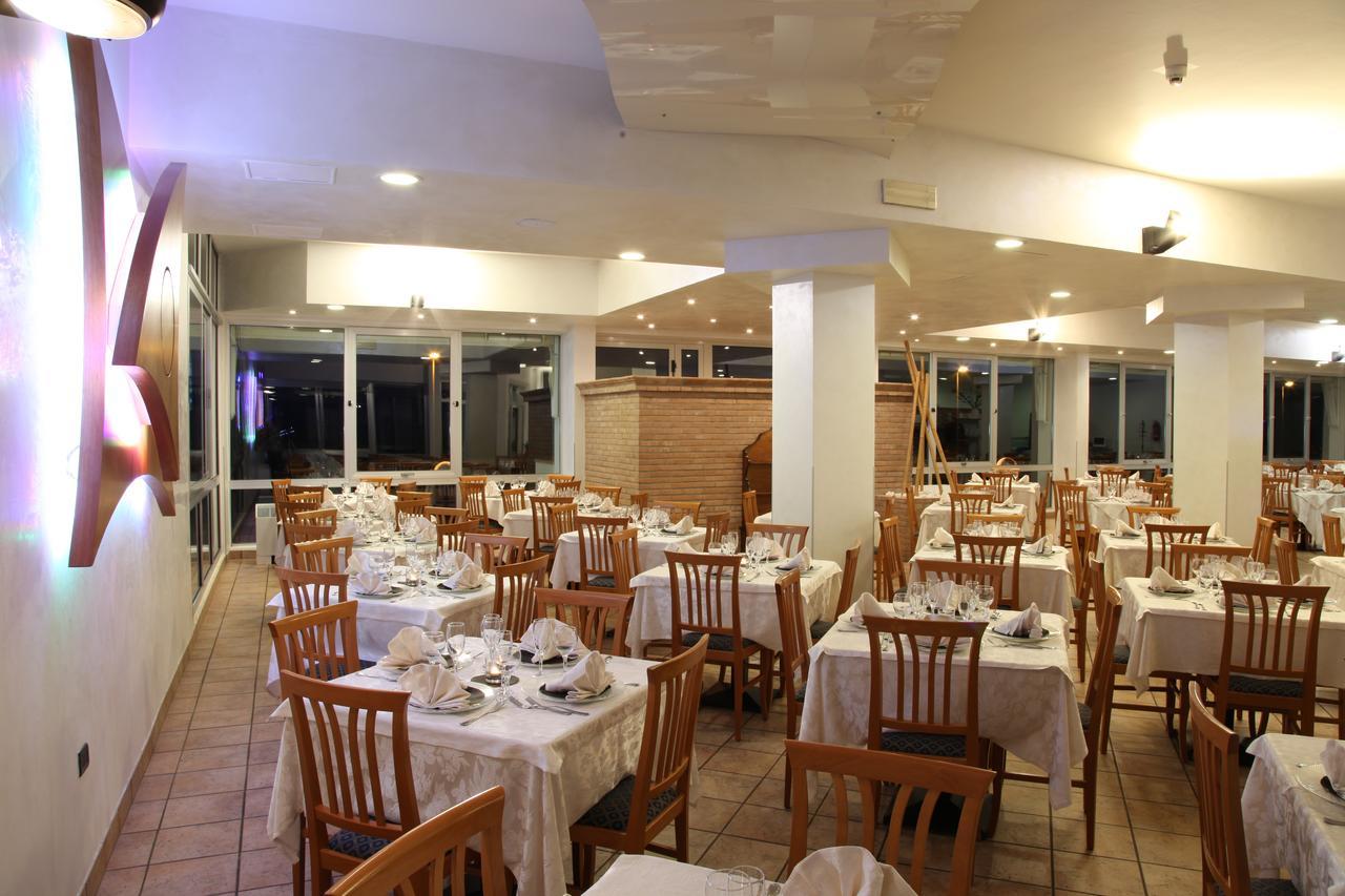 Hotel Plaza ليدو ديلي ايستينسي المظهر الخارجي الصورة